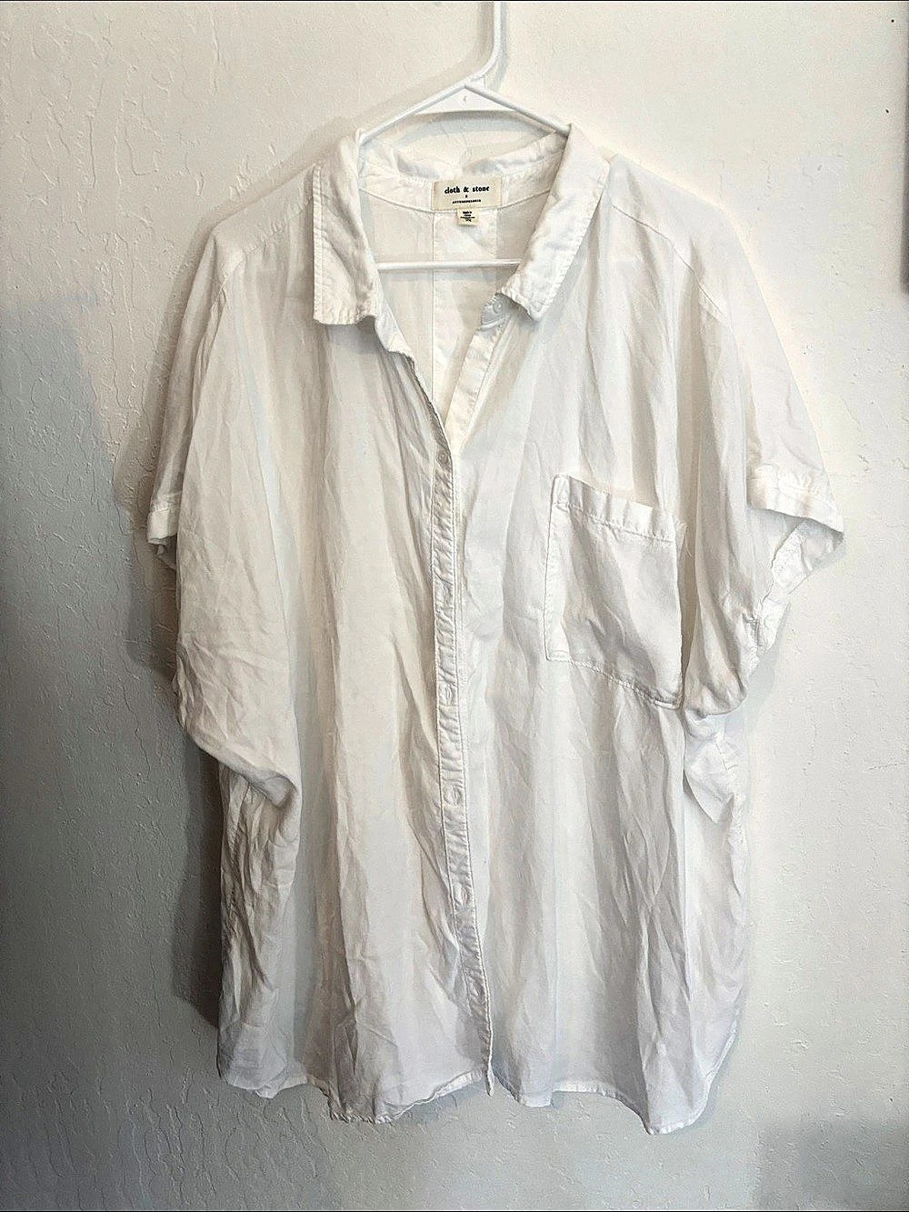 3/$20 Cloth & Stone White Short Sleeve Shirt Size 3X Like New